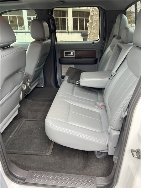 Ford F-150 Lariat photo 7